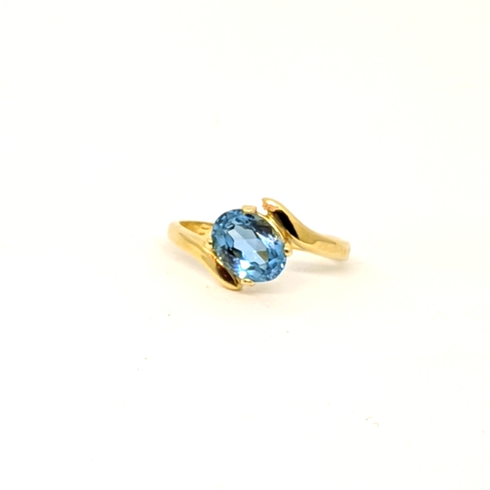 Blue Topaz gold ring